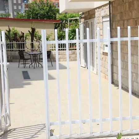 Appartement Ruza *